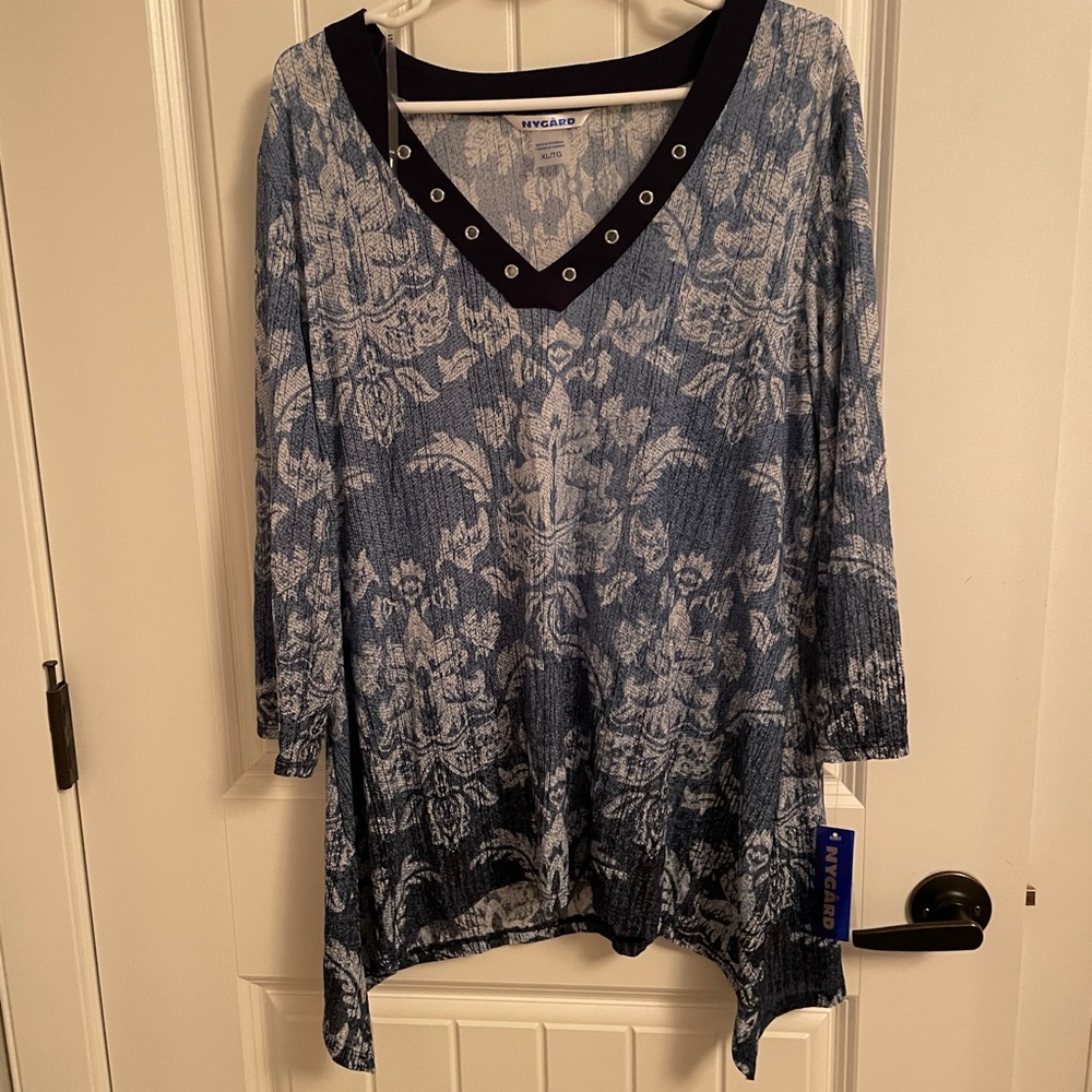 Printed tunic extra large.